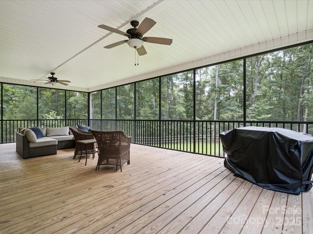820 King Road, Clover, SC 29710