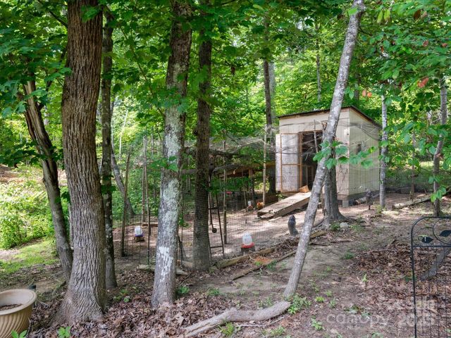 820 King Road, Clover, SC 29710