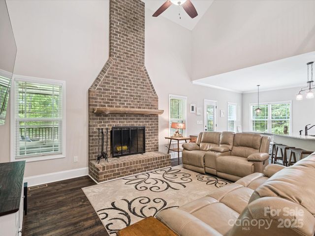 820 King Road, Clover, SC 29710