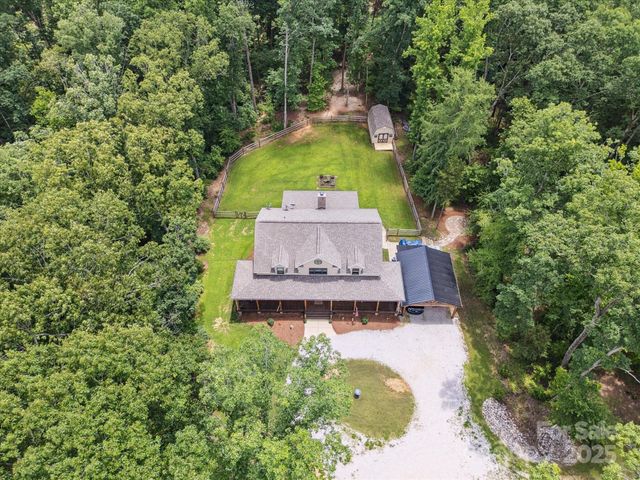 820 King Road, Clover, SC 29710