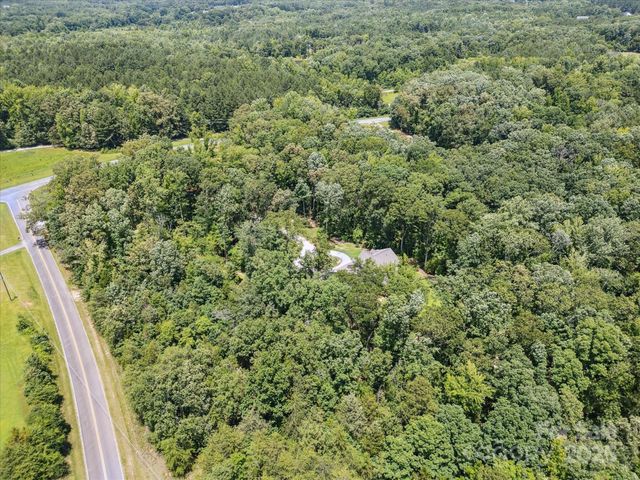 820 King Road, Clover, SC 29710
