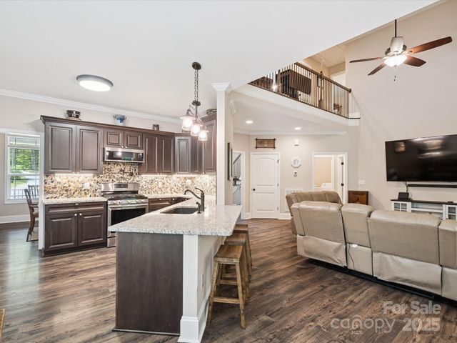 820 King Road, Clover, SC 29710