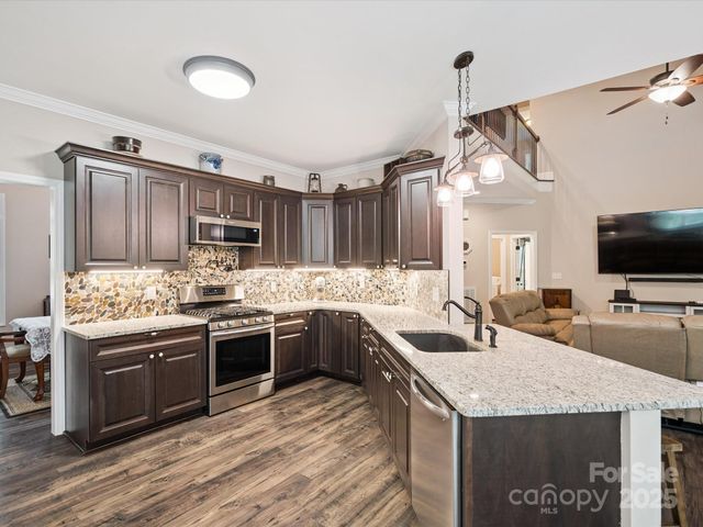 820 King Road, Clover, SC 29710