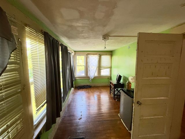 389 Fairwood Avenue, Columbus, OH 43205