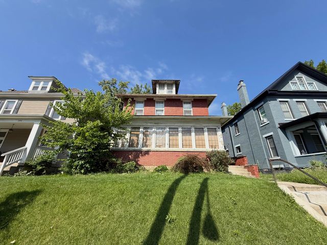 389 Fairwood Avenue, Columbus, OH 43205