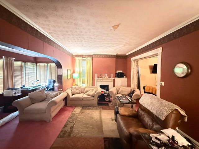 389 Fairwood Avenue, Columbus, OH 43205