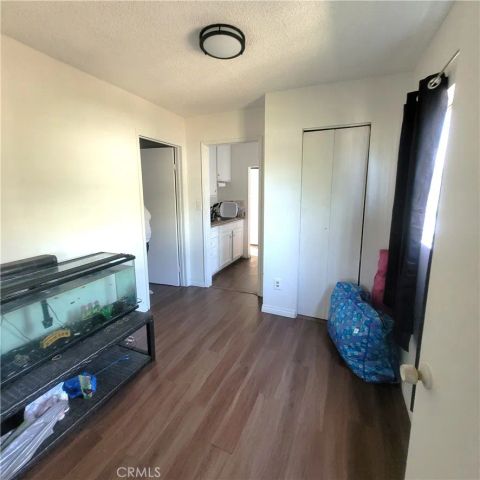 9017 S Budlong, Los Angeles, CA 90044