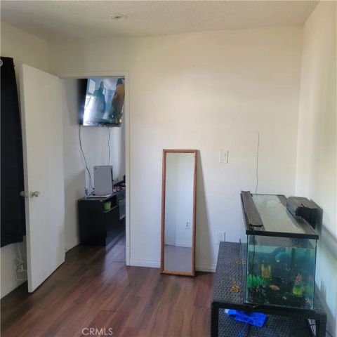 9017 S Budlong, Los Angeles, CA 90044