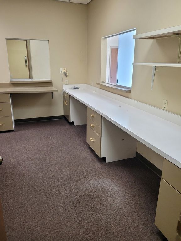 Image 16 of property listing at 3307 Broadway Street 130, Mt Vernon, IL 62864