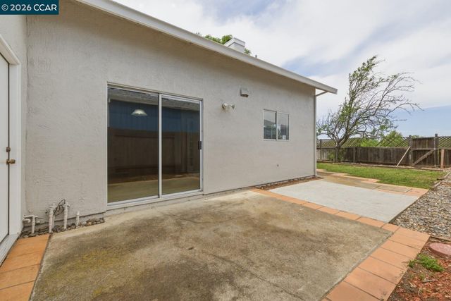 932 Stonegate Cir, Oakley, CA 94561