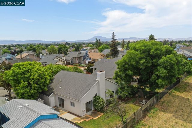 932 Stonegate Cir, Oakley, CA 94561