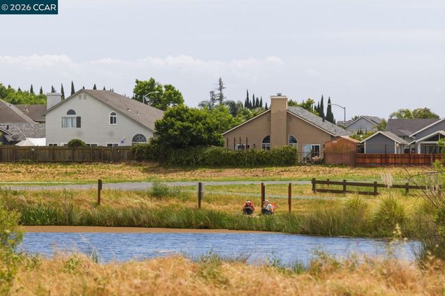932 Stonegate Cir, Oakley, CA 94561