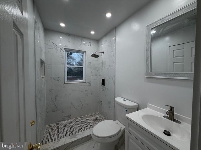 14290 FONTANA CT, Woodbridge, VA 22193