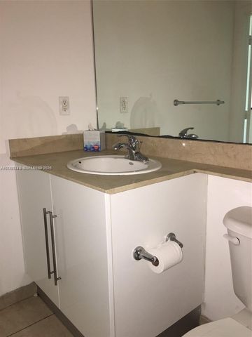 335 S Biscayne Boulevard 2006, Miami, FL 33131
