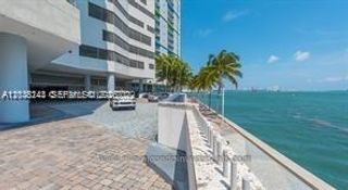 335 S Biscayne Boulevard 2006, Miami, FL 33131
