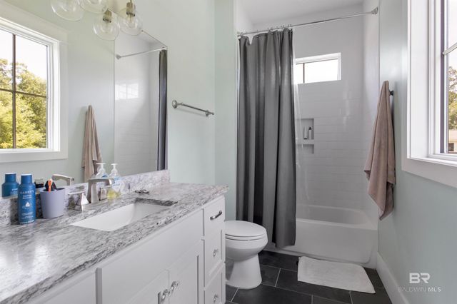 21151 Caveletti Circle, Fairhope, AL 36532