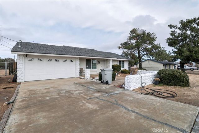 15798 Bleriot, Hesperia, CA 92345