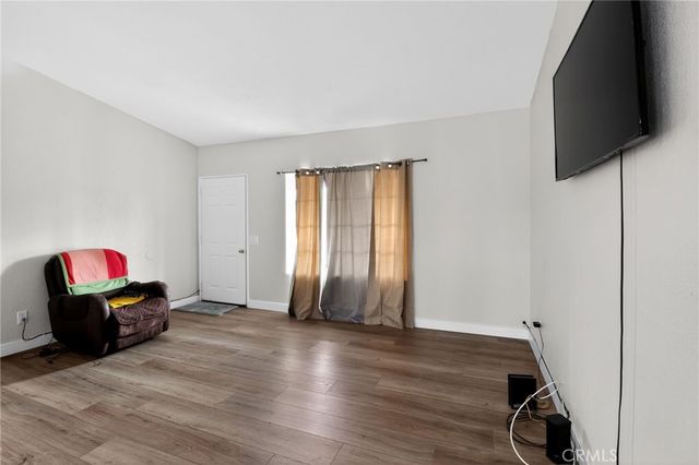 15798 Bleriot, Hesperia, CA 92345