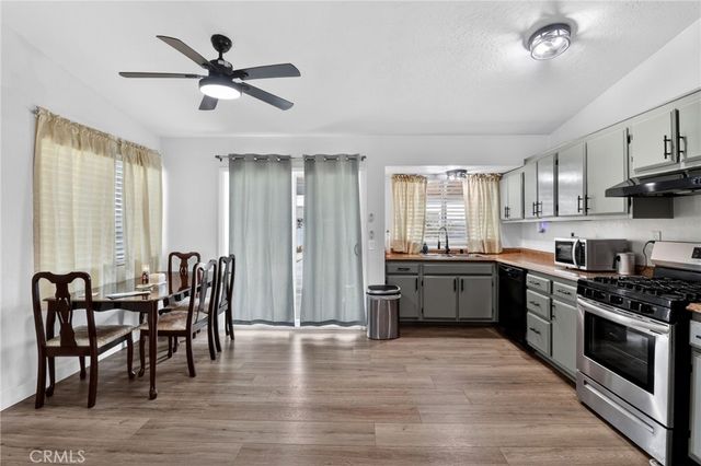 15798 Bleriot, Hesperia, CA 92345