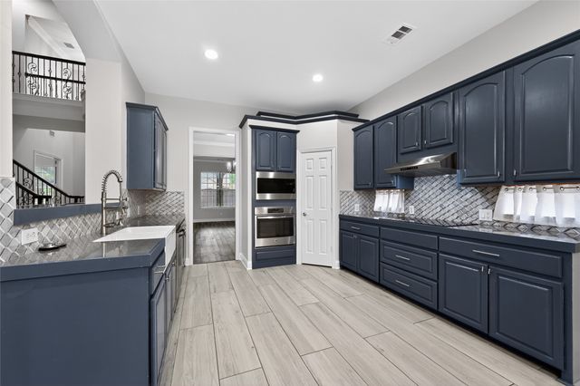 1901 Winchester Drive, Frisco, TX 75033