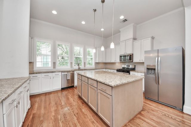 2606 Madeline Grove Drive, Houston, TX 77008