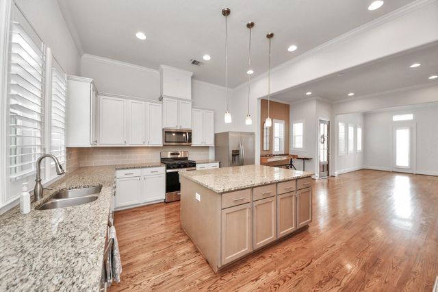 2606 Madeline Grove Drive, Houston, TX 77008