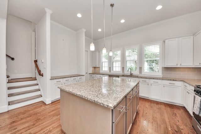 2606 Madeline Grove Drive, Houston, TX 77008