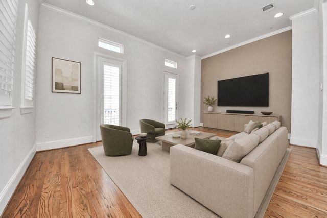 2606 Madeline Grove Drive, Houston, TX 77008