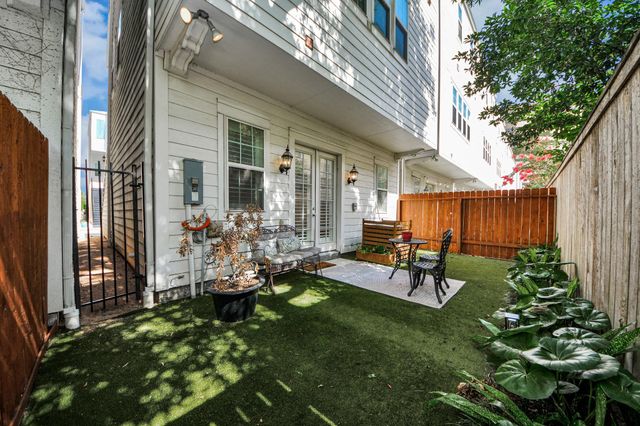 2606 Madeline Grove Drive, Houston, TX 77008