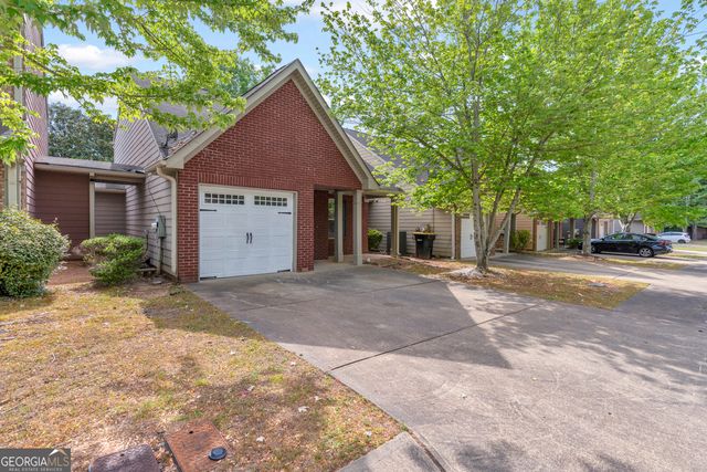 3042 Broadleaf Trail, Fairburn, GA 30213