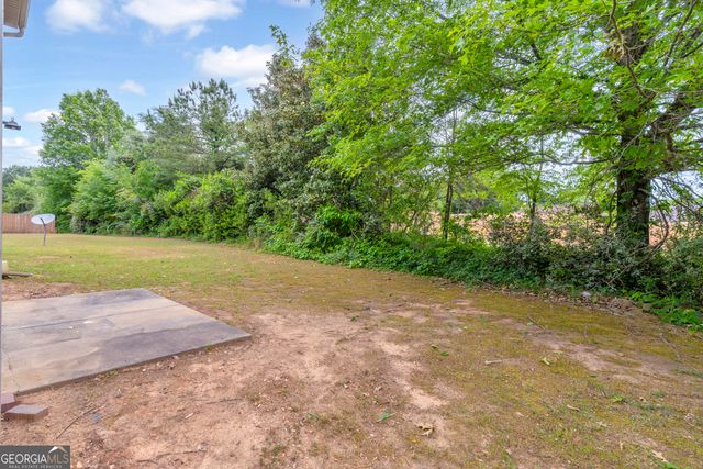 3042 Broadleaf Trail, Fairburn, GA 30213