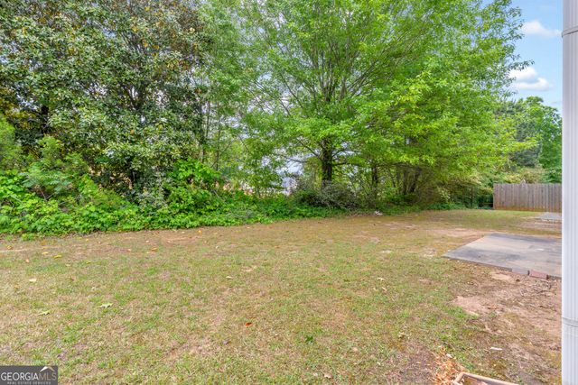 3042 Broadleaf Trail, Fairburn, GA 30213