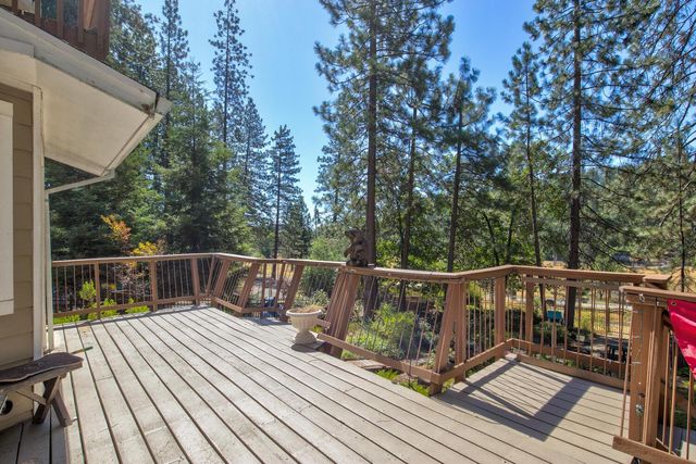 105 Avery Sheep Ranch Rd, Avery, CA 95224