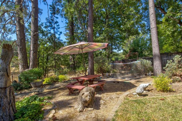 105 Avery Sheep Ranch Rd, Avery, CA 95224