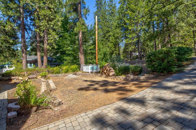 105 Avery Sheep Ranch Rd, Avery, CA 95224