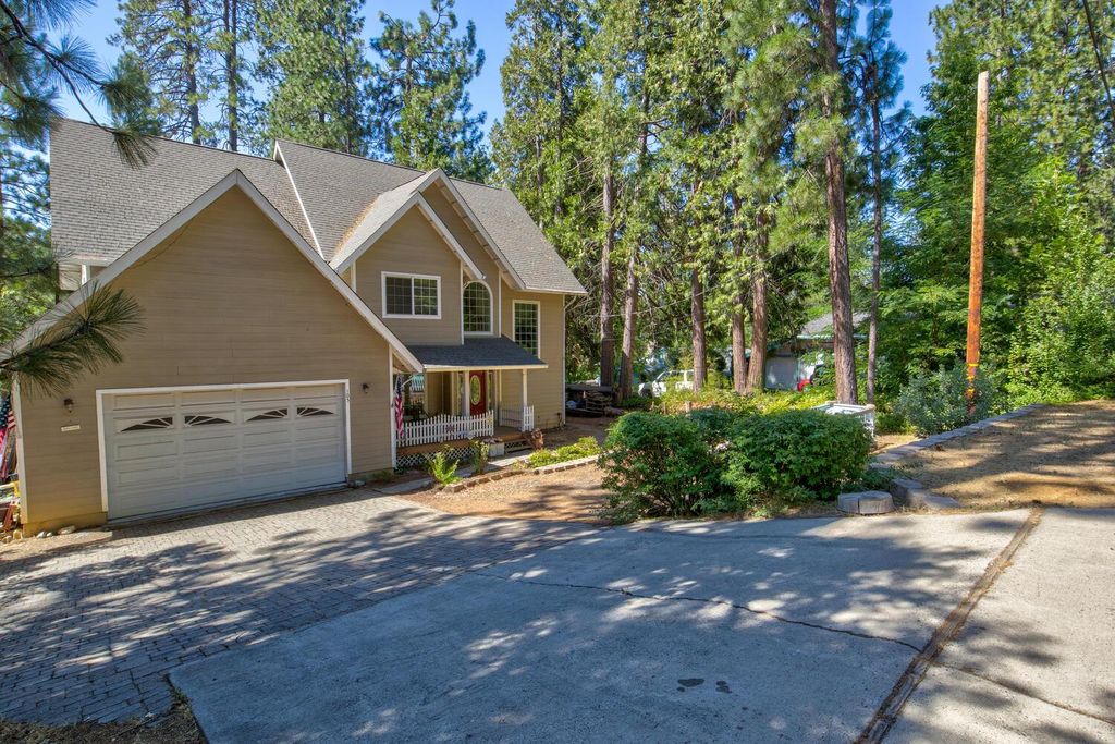 105 Avery Sheep Ranch Rd, Avery, CA 95224