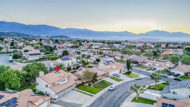 2674 La Morada, Rialto, CA 92377