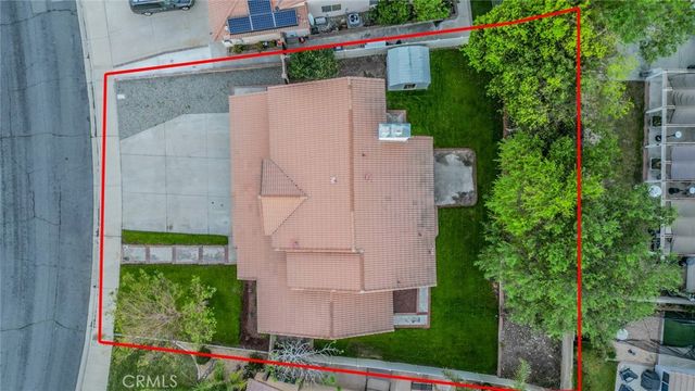 2674 La Morada, Rialto, CA 92377