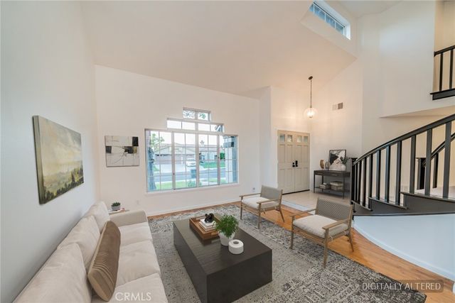 2674 La Morada, Rialto, CA 92377