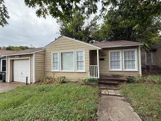 4429 Cockrell Avenue, Fort Worth, TX 76133