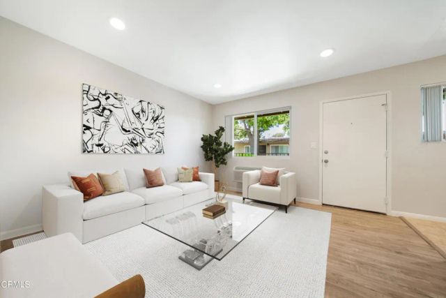 761 E Orange Grove Boulevard 14, Pasadena, CA 91104