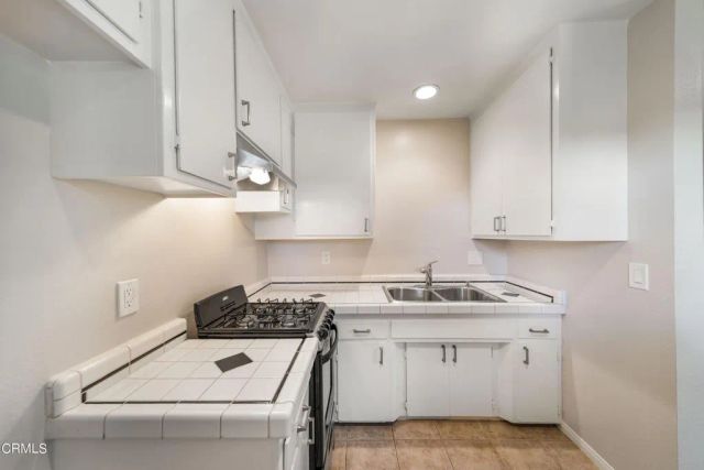 761 E Orange Grove Boulevard 14, Pasadena, CA 91104