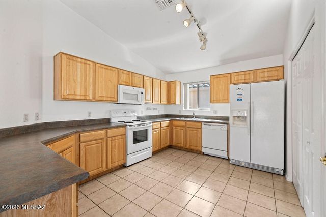 8403 S Otis Drive, Tucson, AZ 85747