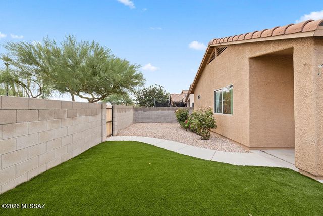 8403 S Otis Drive, Tucson, AZ 85747