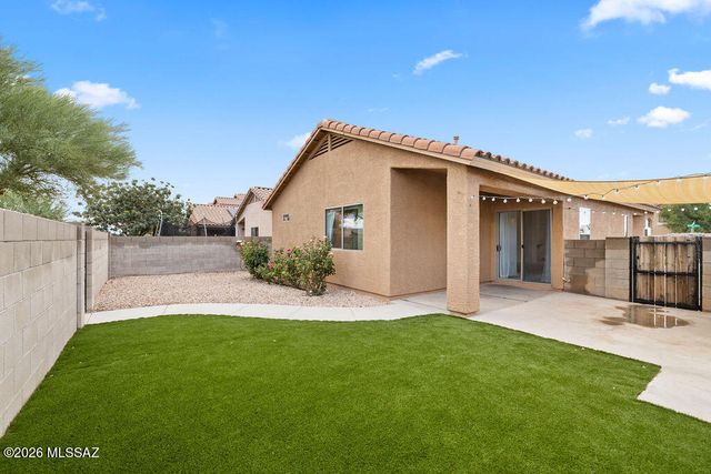 8403 S Otis Drive, Tucson, AZ 85747