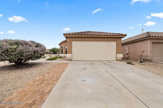 8403 S Otis Drive, Tucson, AZ 85747