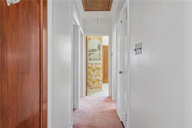 318 Dunbar Dr, Wilkins Twp, PA 15235