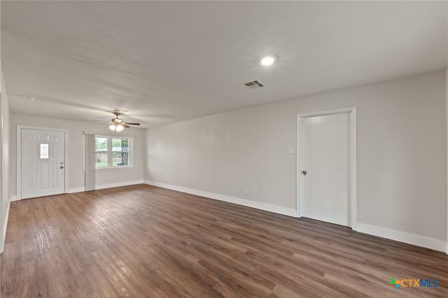 3126 Glenwood Drive, Temple, TX 76502