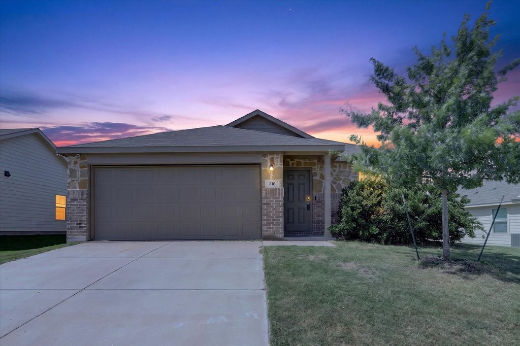 316 Frio Pass Trail, Fort Worth, TX 76052