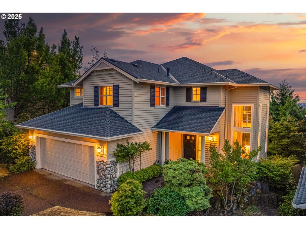 9119 Se Highgate Dr, Happy Valley, OR 97086